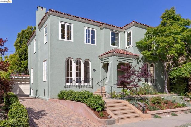 131 Waldo Ave, Piedmont, CA 94611