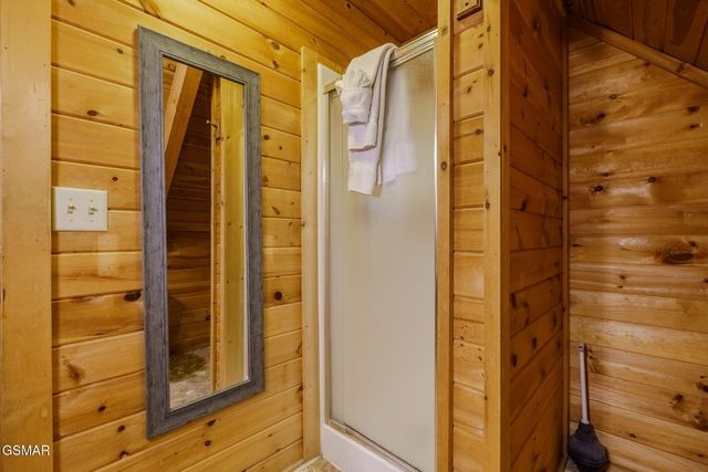 2922 Lightfoot Way, Sevierville, TN 37862