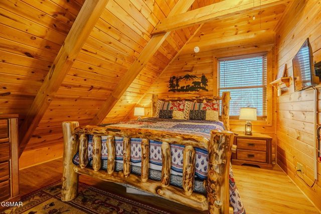 2922 Lightfoot Way, Sevierville, TN 37862