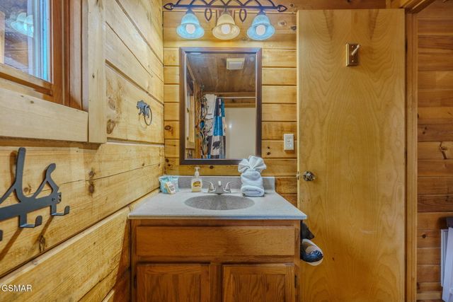 2922 Lightfoot Way, Sevierville, TN 37862