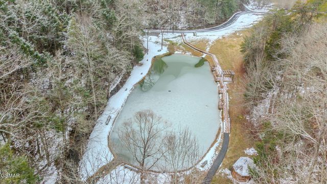 2922 Lightfoot Way, Sevierville, TN 37862