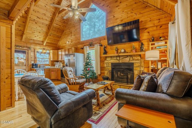 2922 Lightfoot Way, Sevierville, TN 37862