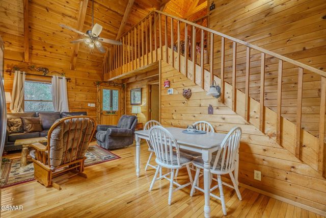 2922 Lightfoot Way, Sevierville, TN 37862