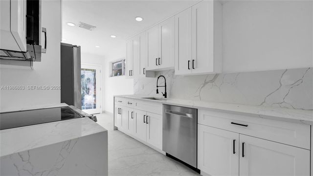 8850 NE 4th Ave, El Portal, FL 33138