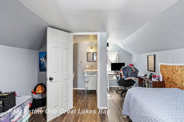 3236 Elm Street, Saginaw, MI 48604