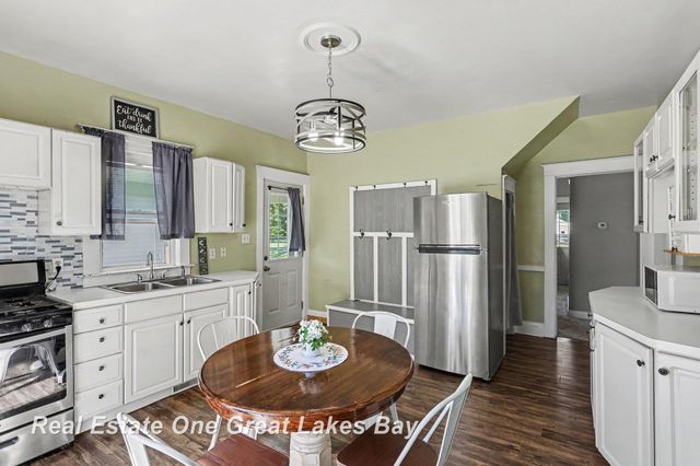 3236 Elm Street, Saginaw, MI 48604