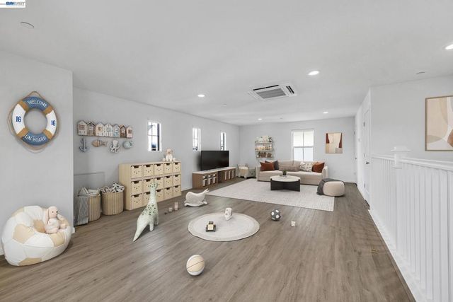 5990 5990 Peridot PL, Dublin, CA 94568