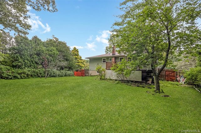 23 Country Lane Drive, Kings Park, NY 11754