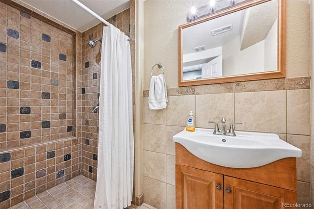 24486 E Louisiana Circle, Aurora, CO 80018