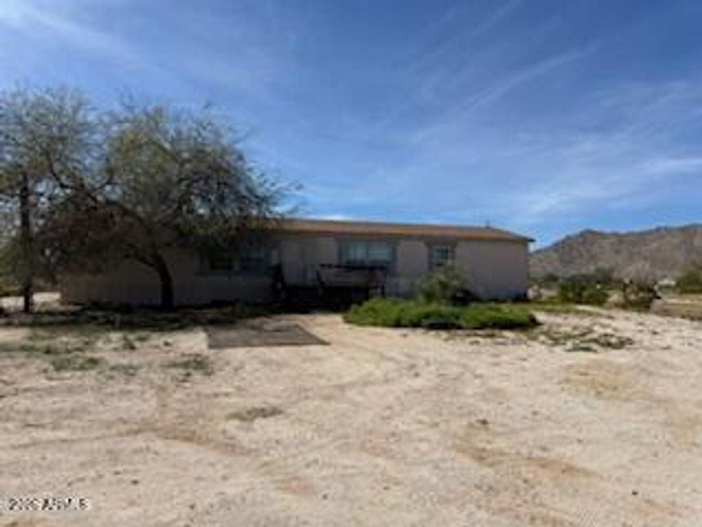 32248 N MILDRED Road, San Tan Valley, AZ 85144