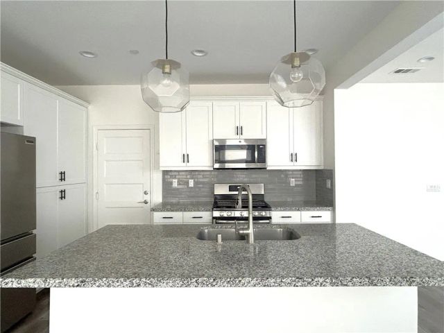 4170 Powell, Corona, CA 92883