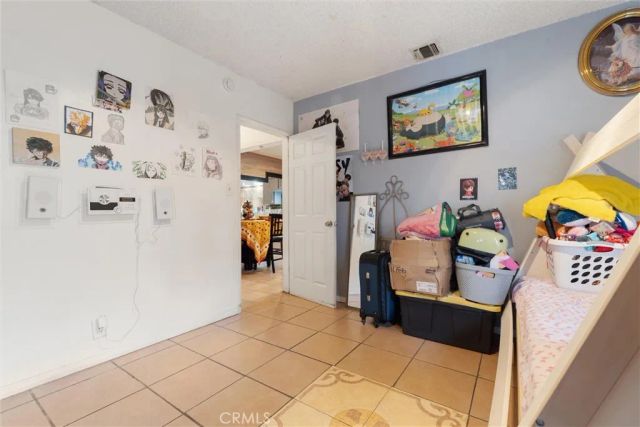 511 S Pannes, Compton, CA 90221