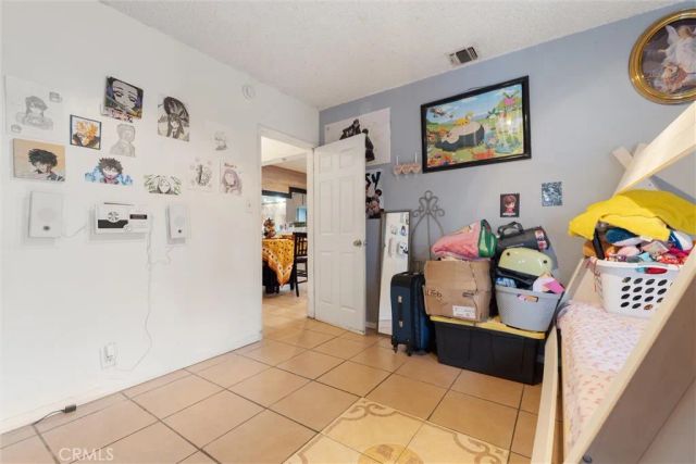 511 S Pannes, Compton, CA 90221