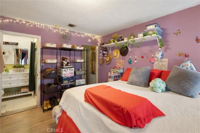 511 S Pannes, Compton, CA 90221