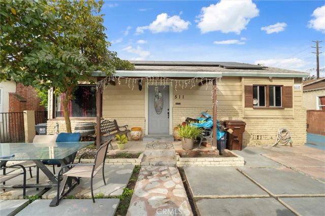 511 S Pannes, Compton, CA 90221
