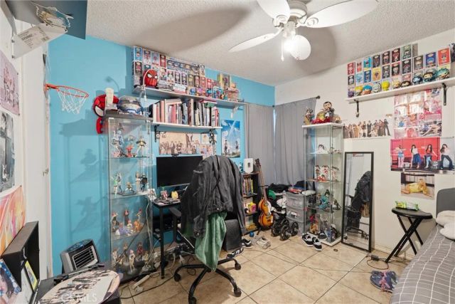 511 S Pannes, Compton, CA 90221