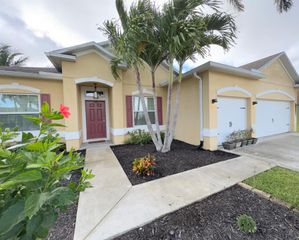 520 SW Dailey Avenue, Port St Lucie, FL 34953