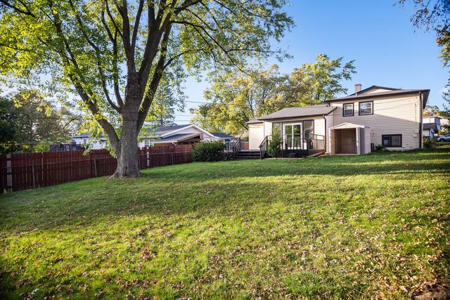 615 Nolan Avenue, Glendale Heights, IL 60139