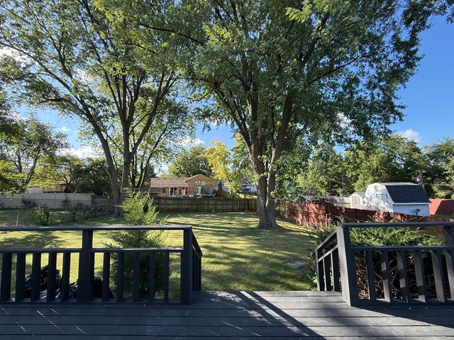 615 Nolan Avenue, Glendale Heights, IL 60139