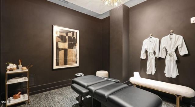 625 S Elliott Road C2b, Chapel Hill, NC 27517