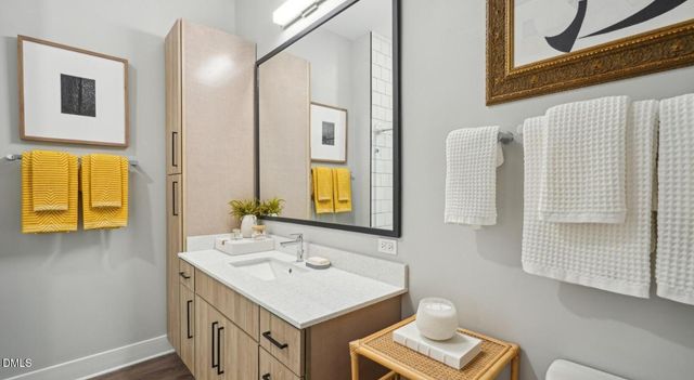 625 S Elliott Road C2b, Chapel Hill, NC 27517