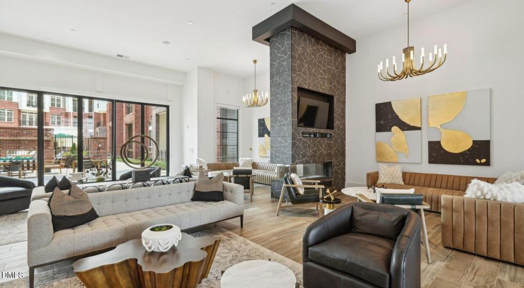 625 S Elliott Road C2b, Chapel Hill, NC 27517