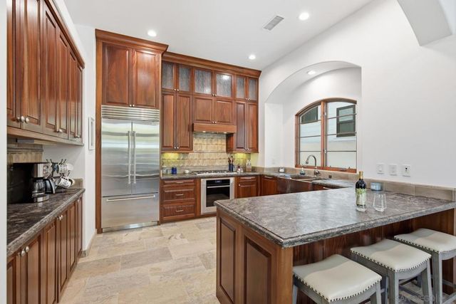 935 F Ave, Coronado, CA 92118
