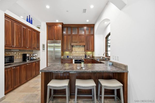935 F Ave, Coronado, CA 92118