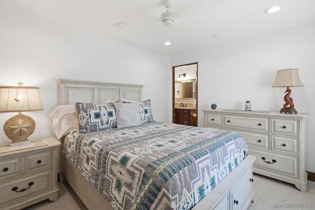 935 F Ave, Coronado, CA 92118