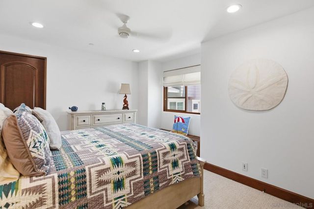 935 F Ave, Coronado, CA 92118