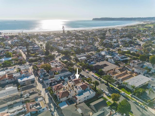 935 F Ave, Coronado, CA 92118