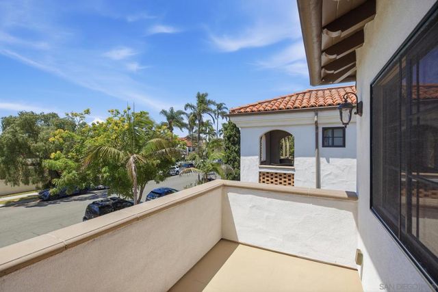 935 F Ave, Coronado, CA 92118