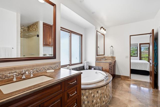 935 F Ave, Coronado, CA 92118