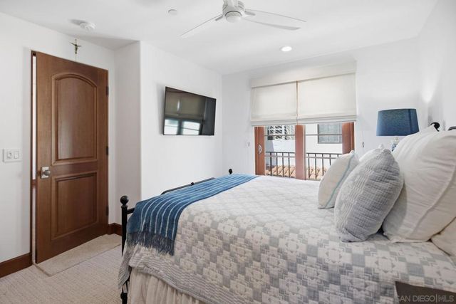 935 F Ave, Coronado, CA 92118