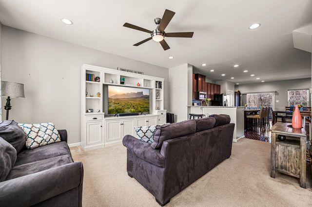603 COLUMBUS DR, Spring City, PA 19475