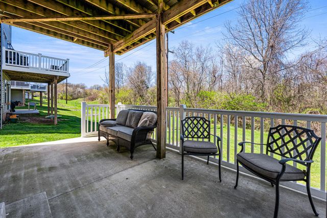 603 COLUMBUS DR, Spring City, PA 19475