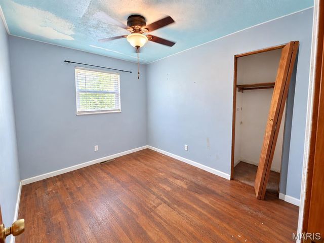 208 Hollandia Drive, Fairview Heights, IL 62208
