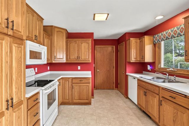 609 E Tyler Avenue, Eau Claire, WI 54701