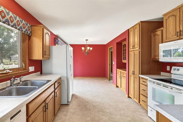 609 E Tyler Avenue, Eau Claire, WI 54701
