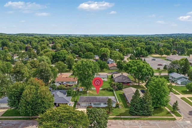 609 E Tyler Avenue, Eau Claire, WI 54701