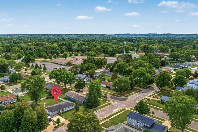 609 E Tyler Avenue, Eau Claire, WI 54701
