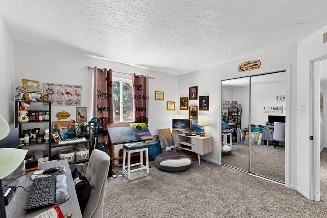 5420 Hayes Drive NW, Albuquerque, NM 87120