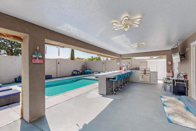 5420 Hayes Drive NW, Albuquerque, NM 87120