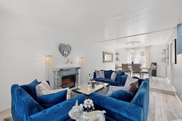 5420 Hayes Drive NW, Albuquerque, NM 87120