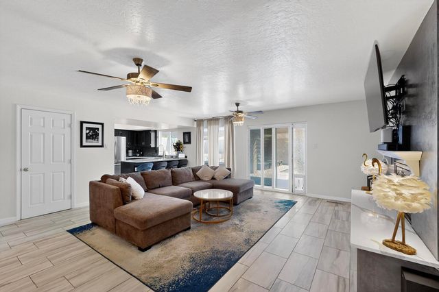 5420 Hayes Drive NW, Albuquerque, NM 87120