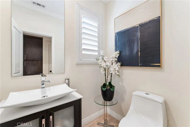 21713 Bene, Saugus, CA 91350