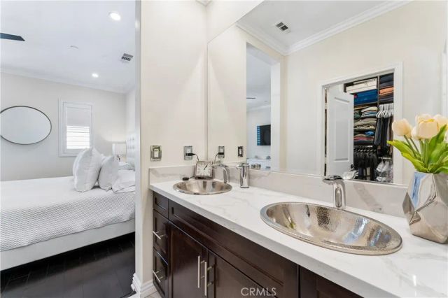 21713 Bene, Saugus, CA 91350