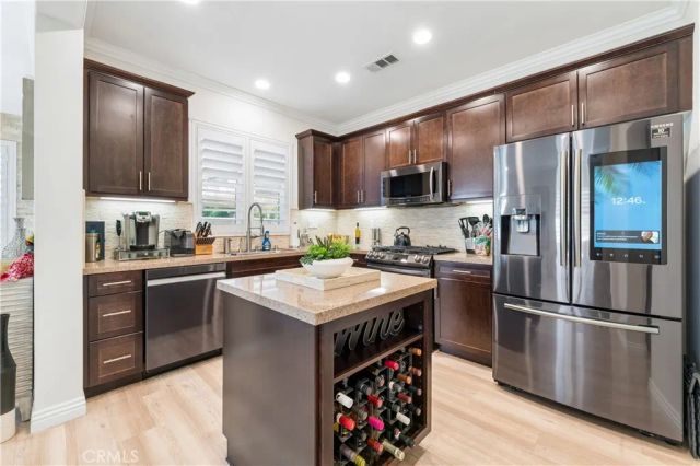 21713 Bene, Saugus, CA 91350