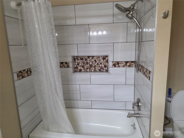 2081 Gemstone Drive, Walla Walla, WA 99362