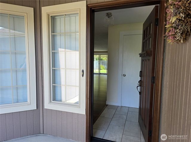 2081 Gemstone Drive, Walla Walla, WA 99362